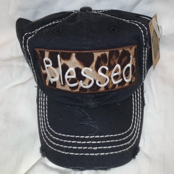 Accessories - Distressed baseball hat new with tags
